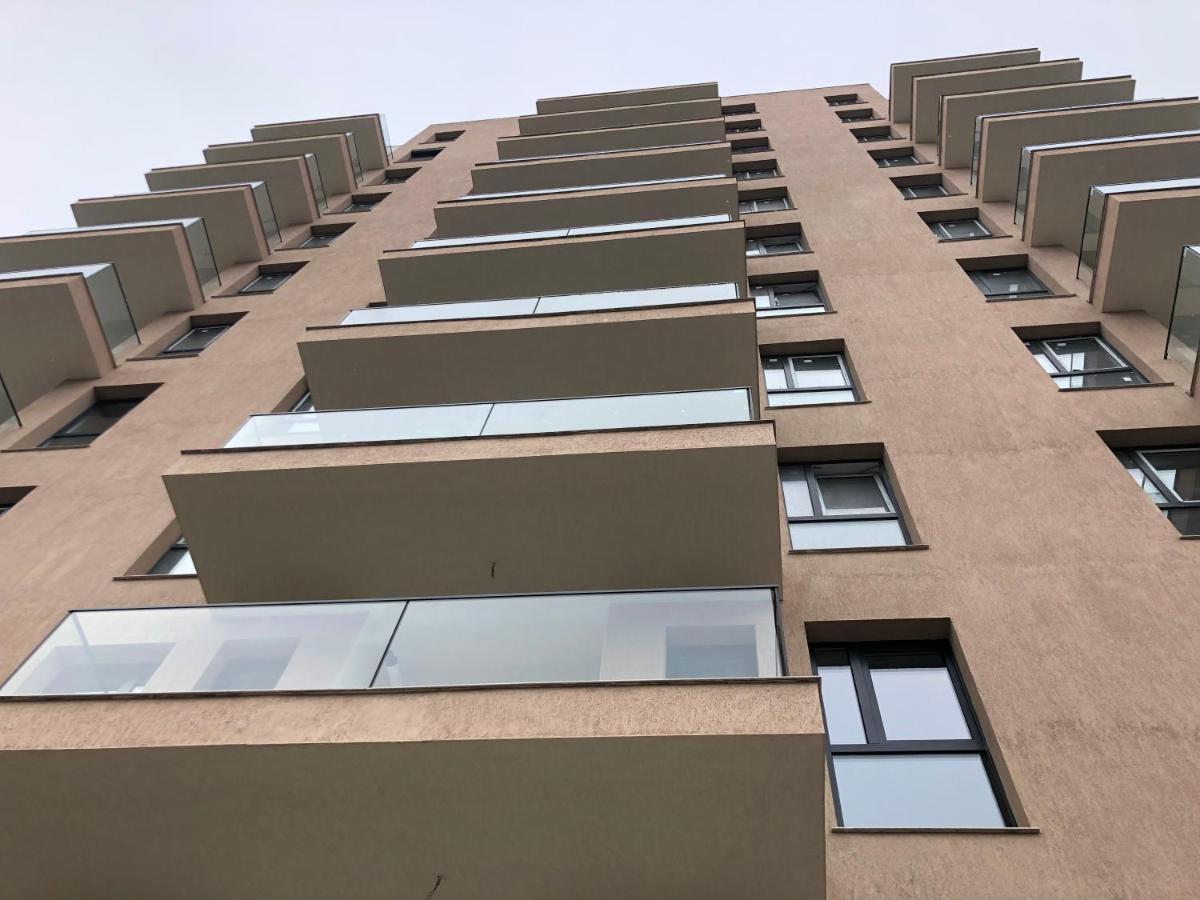 Cozy 2-Room Penthouse Lakeview W14 Boekarest Buitenkant foto