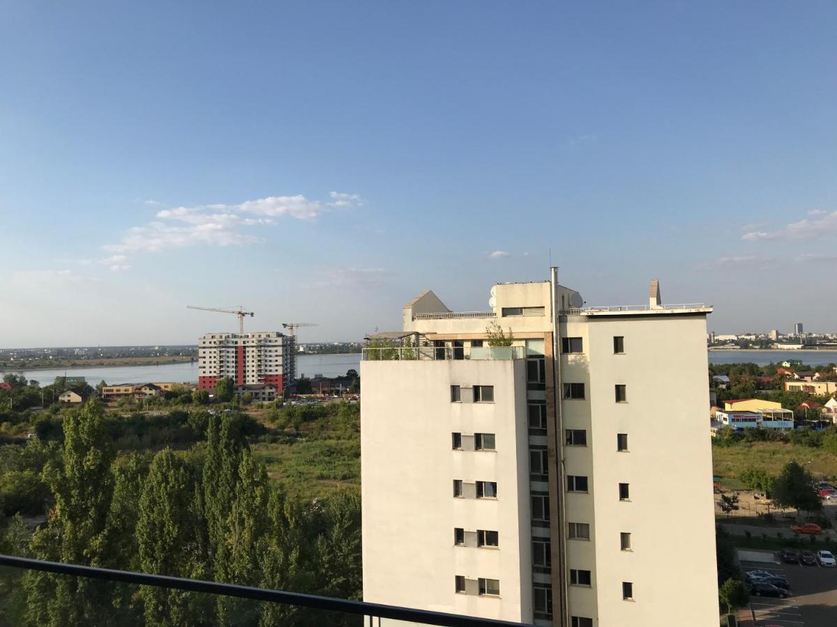 Cozy 2-Room Penthouse Lakeview W14 Boekarest Buitenkant foto